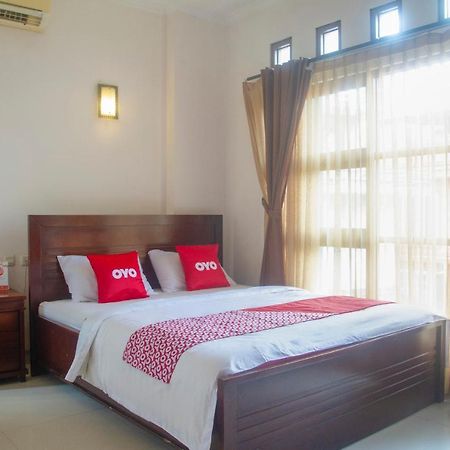 Oyo 3894 Karunia Muslim Syariah Otel Cakarta Dış mekan fotoğraf